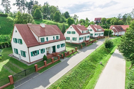 Mikołajki қонақ үйі Мазури көлдеріндегі демалыс Польшадағы туризм